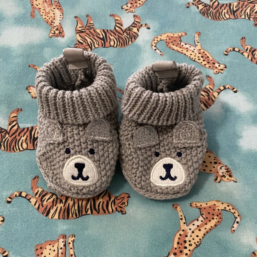 Bear crib booties